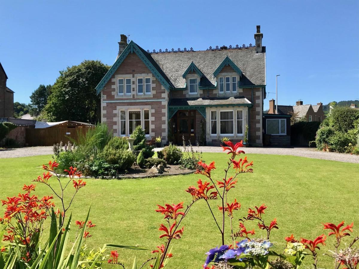 Lairds Lodge Inverness Bagian luar foto