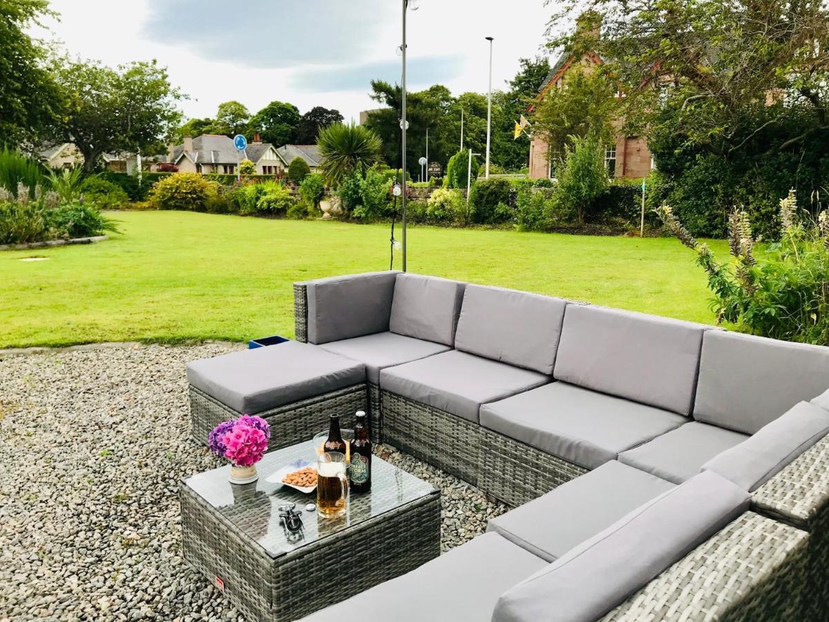 Lairds Lodge Inverness Bagian luar foto