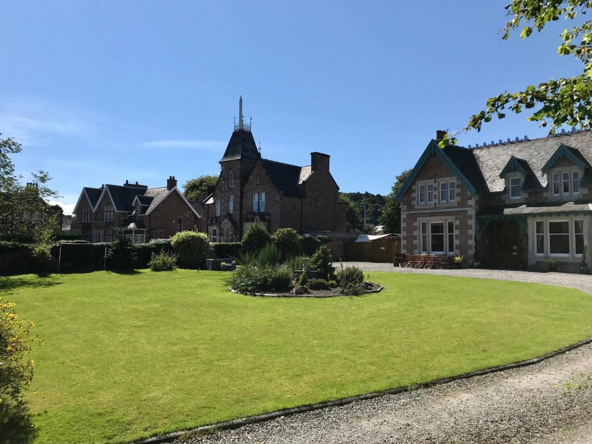 Lairds Lodge Inverness Bagian luar foto