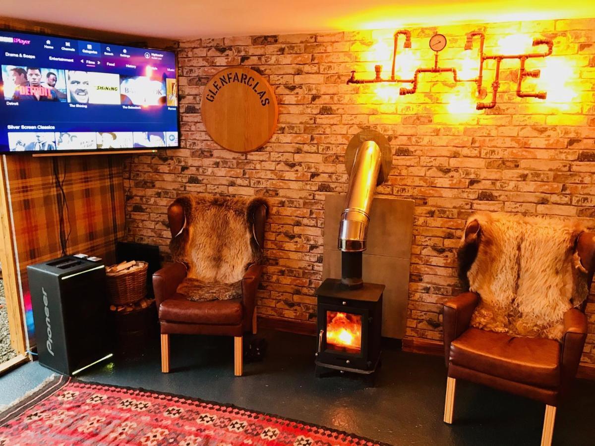 Lairds Lodge Inverness Bagian luar foto