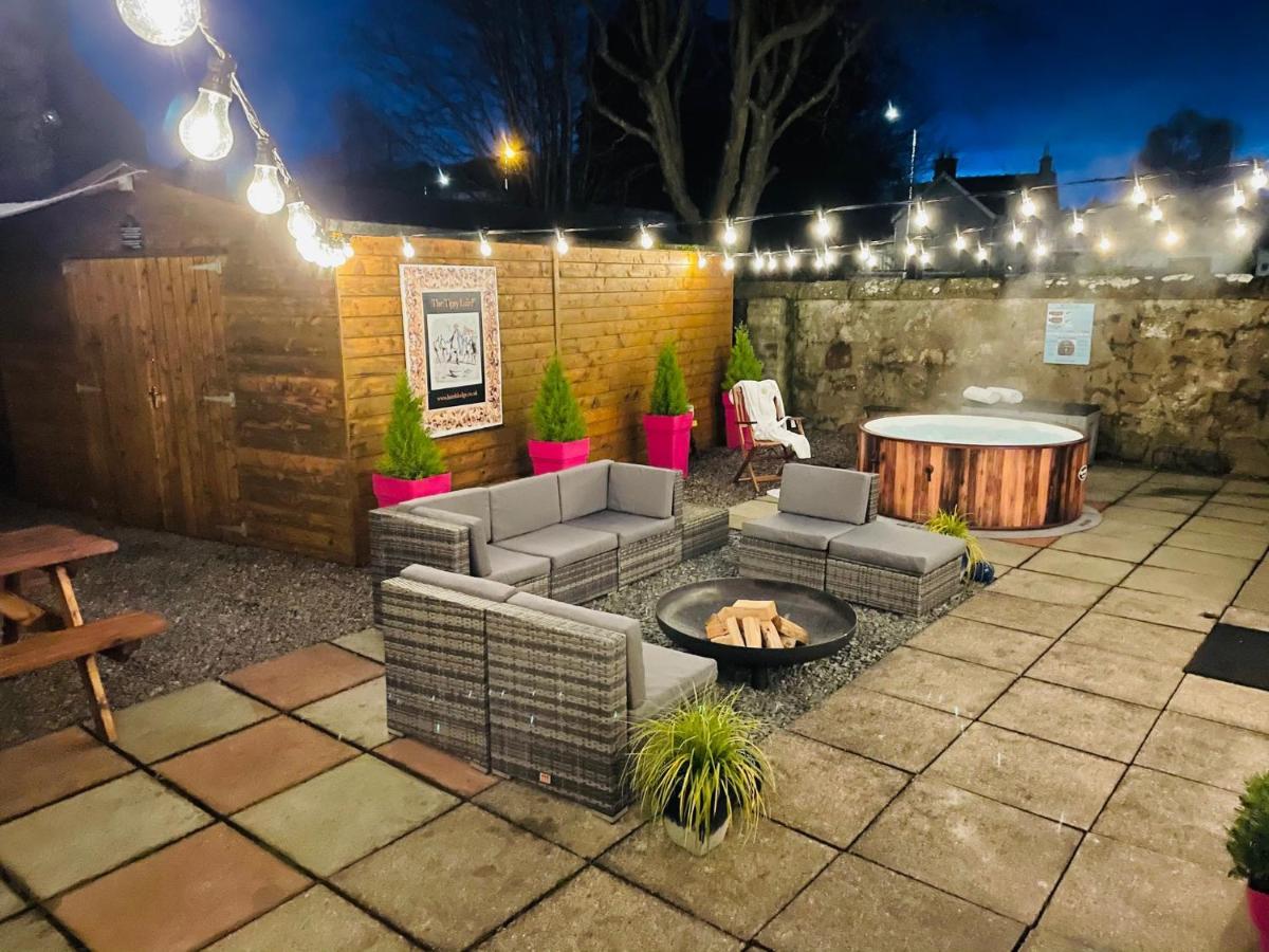 Lairds Lodge Inverness Bagian luar foto
